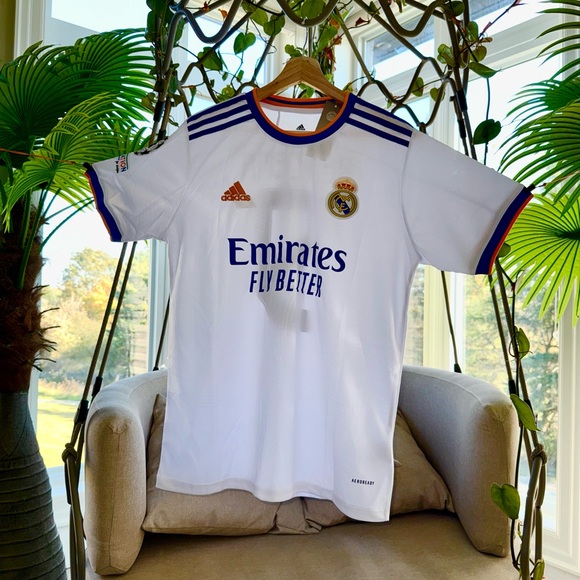 Real Madrid Benzema #9 Soccer Jersey Rep* - Picture 2 of 2